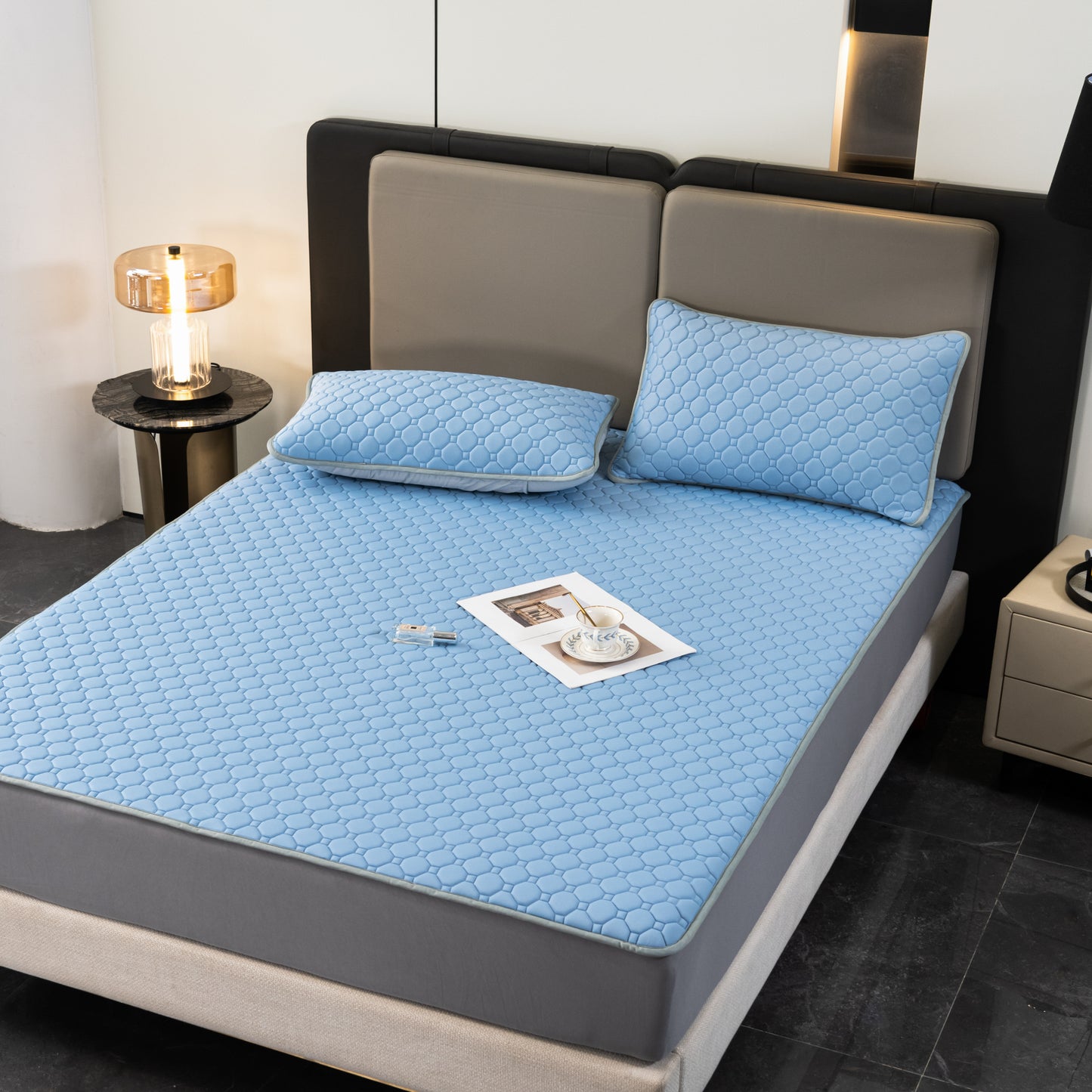 A new generation of cold master, cold silicone mat series， Waterproof Quilted Deep Pocket Mattress Cover - Soft Comfort, Easy Care, Bedroom and Guest Room Essential.
